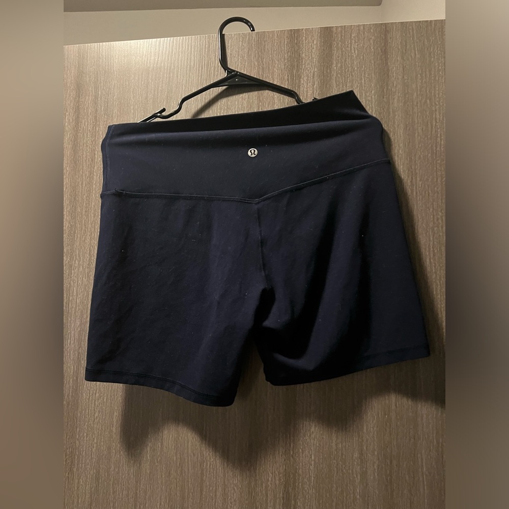 Size 12 lululemon align short 6’
